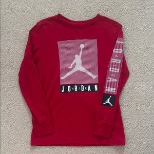 Boy’s Jordan Long Sleeve Shirt - L